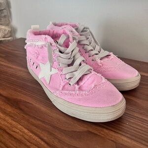 Pink shoes made by ShuShop size 8.5